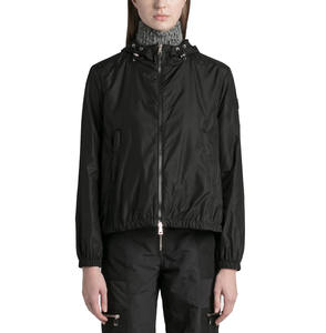 ชุดเซ็ตเสื้อฮู้ดซิปปักลายสไตล์สตรีทแฟชั่น กางเกงจ็อกเกอร์ ผ้าไนลอนกันลม สำหรับผู้หญิง - Product Image 1