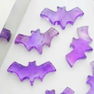 Pierre précieuse en améthyste bleue sculptée à la main en forme de chauve-souris, 20x10 mm, pour la création de bijoux - Product Image 1