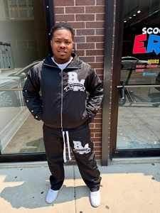 Conjunto de chaqueta y pantalones cortos cortavientos con logotipo personalizado para hombre, chándal de verano de 2 piezas - Product Image 6