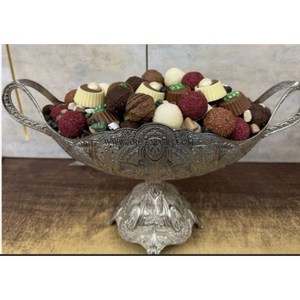 Oval Shape <b>Metal</b> Table Decoration Chocolate Serving <b>Bowl</b> and Platter Finest Quality Custom Size Hotel Luxury Chocolate <b>Bowl</b> - Product Image 3