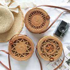 Descubre el Bolso Rattan La Elección Perfecta PARA EL Verano - Product Image 5