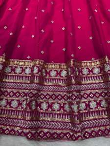 Conjunto adornado de Georgette de imitación de elegancia étnica con Micro interior y encaje de cuatro lados Dupatta bordeado - Product Image 3