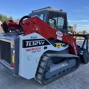 Chargeuse compacte TAKEUCHI TL12V2 avec moteur Kubota, accessoire chenillé et broyeurs forestiers, composants principaux inclus - Product Image 1