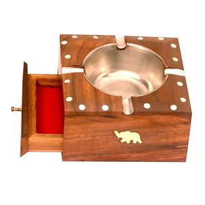 Cenicero portátil cuadrado de madera con cajón y 4 ranuras para cenizas - Product Image 1