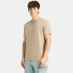 Camiseta Clásica para Hombre, Cuello Redondo, Corte Ajustado, Manga Corta, Color Camel Brown, Camiseta Esencial de Algodón con Cuello Redondo y Corte Ajustado - Product Image 3