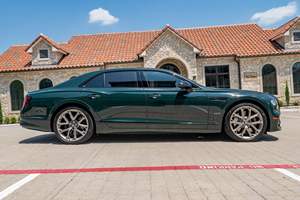 Flying Spur S Hybrid 2023, 536 chevaux, hybride rechargeable, transmission intégrale, couleur extérieure Barnato - Product Image 2