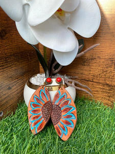 ต่างหูหนังแกะสลักมือสไตล์ตะวันตกสินค้ามาใหม่ต่างหูรูปหยดน้ำตาสุดน่ารักสำหรับผู้หญิงเครื่องประดับแฟชั่นหนัง - Product Image 4