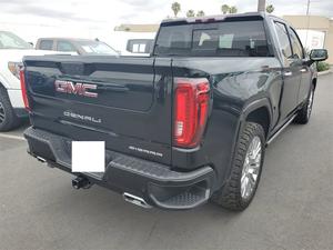UTILISÉ LHD/RHD 2020 GMC SIERRA 1500 DENALI CREW CAB 4WD - Product Image 2