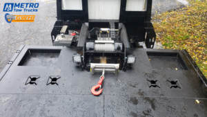 Dépanneuse à plateau inclinable de haute qualité de 4.5 tonnes | Transmission manuelle LHD à chargement coulissant | <span class=keywords><strong>Remorquage</strong></span> international d'ascenseur de roue - Product Image 6