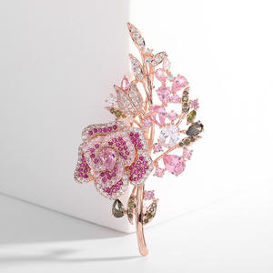 Broche de Cobre con Diseño de Hoja de Rosa Jeulia y Cristales de Estrás - Product Image 2