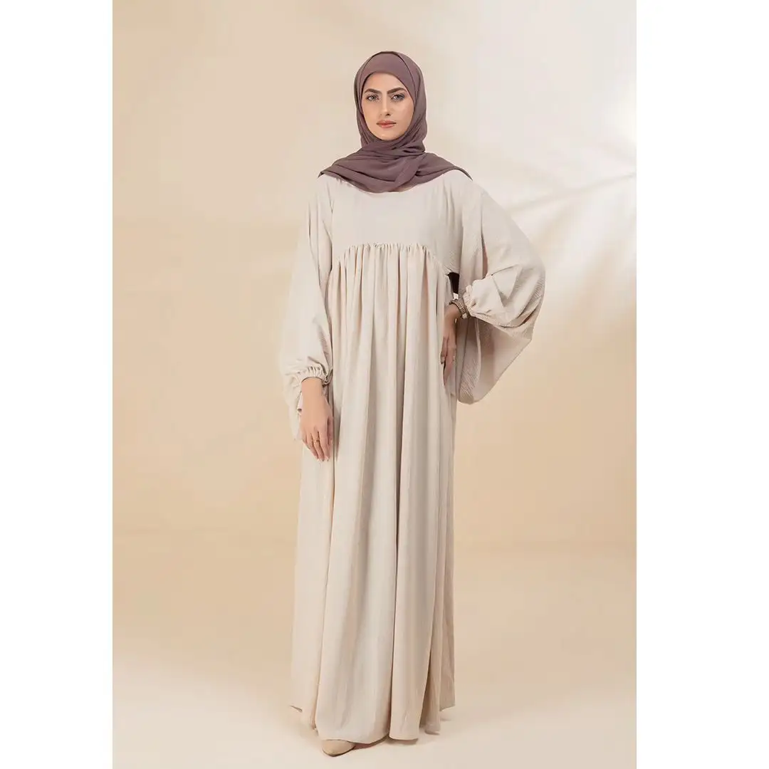 The loose baggy balloon sleeves white abaya wrinkle for arab woman