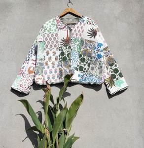 Chaquetas de retales hechas a mano, chaqueta de invierno de algodón indio, chaqueta acolchada corta Unisex de estilo bohemio - Product Image 1