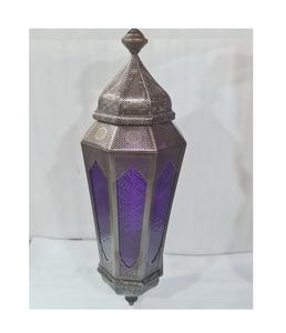 Lanterne de vaisselle au design antique Lanterne suspendue en fer et en verre rouge faite à la main du meilleur exportateur en Inde - Product Image 4