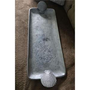Plateau décoratif en aluminium en forme de coquille Saint-Jacques fait à la main, plateau de service en métal de luxe, style côtier, plateau rectangulaire pour table basse, décoration de table - Product Image 1