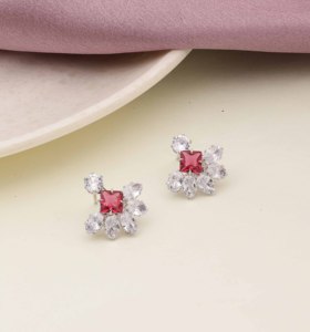 Glamorous Designer Stud Pendientes Moda y moda Plateado Colorstone Pendientes Regalo perfecto para mujeres Diamond Main Stone - Product Image 1