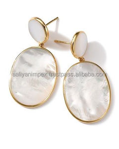 NOUVEAU ENSEMBLE DE BOUCLES D'OREILLES À GOUJONS BLANCHES POUR FEMMES ET FILLES À L'OCCASION DE FÊTE DE MARIAGE AU PRIX LE PLUS BAS D'AALIYAN IMPEX - Product Image 2