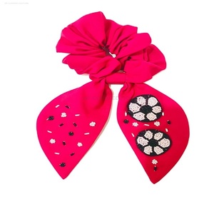Personalizado indio bordado a mano semilla cuentas Scrunchie accesorio único para el cabello con lo último diseño de bola rosa fuerte pinzas para el cabello - Product Image 1