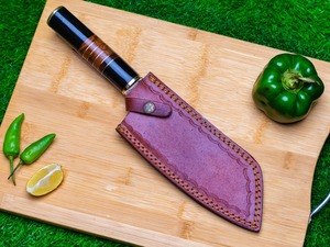 Couteau de chef Santoku en acier J2 fait à la main personnalisé de haute qualité en acier au carbone forgé gaine en cuir pur damas outil de cuisine alimentaire en bois - Product Image 6