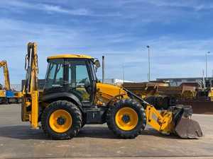 รถตักล้อยาง JCB 4CX ปี 2015 สภาพใหม่/มือสอง ประหยัดน้ำมัน รถตักไม้ขนาดเล็ก 8 ตัน และรถตักล้อยางแบบมือสอง ขายส่ง จัดส่งรวดเร็ว - Product Image 1