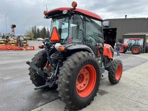 รถแทรกเตอร์2022 Kubota M4N-071HDC12 MFWD รถแทรกเตอร์อเนกประสงค์รุ่นแคบพร้อมห้องโดยสารมีความเสถียร4WD และประสิทธิภาพที่มีประสิทธิภาพ - Product Image 3