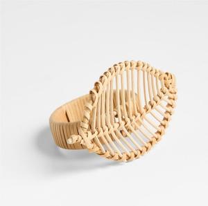 Servilletero de metal con flor dorada realista con detalle de hoja elegante soporte hecho a mano para decoración de mesa de boda estilo de Evento de lujo - Product Image 6