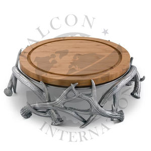 Natures Touch-Support à gâteau élégant en forme de feuille métallique pour présentation de desserts ou décoration intérieure - Product Image 3