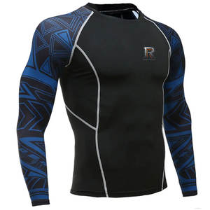 Rashguard pour homme confortable et à séchage rapide, Rashguard pour homme ajusté et athlétique, Rashguard pour homme respirant et léger - Product Image 2