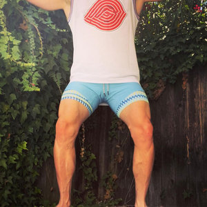 Pantalones Cortos Deportivos de Verano para Hombre con Logotipo Personalizado, Estilo Casual, Desteñidos por el Sol, Transpirables, de Algodón, para Gimnasio, Correr y Hacer Ejercicio. - Product Image 2