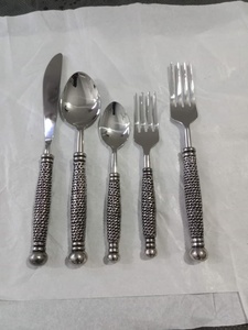 Diseños de cubiertos de moda disponibles en HHO, hechos de metal de alta calidad y fabricados en grandes cantidades para exportación. - Product Image 5