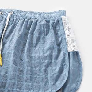 Shorts décontractés pour hommes en coton 100% à double couche, design personnalisé OEM, couleur contrastée, taille élastique, shorts de jogging d'été - Product Image 2