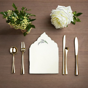 Servilleta de cena de flor de lavanda bordada personalizada, servilleta de mesa festoneada de mezcla de algodón y lino blanco para eventos de Hotel en casa - Product Image 1