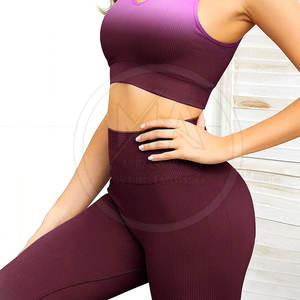 Haute qualité femmes Gym Fitness vêtements personnalisable nouveau Style solide motif Yoga ensemble taille élastique décontracté entraînement Yoga équipement - Product Image 3