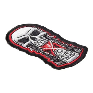 Parches de calavera rojos y negros Tela de sarga negra Parche de borde Merrow bordado para coser Trabajo para ropa y sombreros Parches - Product Image 2