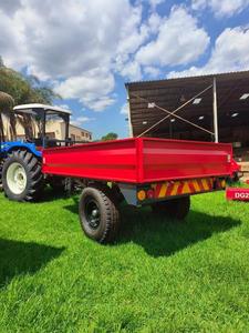 Remolque Agrícola Hidráulico de Volteo de 2, 3 y 5 Toneladas, Capacidad de Volteo para Tractor, Envío Gratuito, Nuevo y Usado, Motor de Engranajes, Eje Hidráulico - Product Image 2
