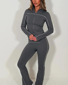 Ensembles de yoga fitness 2 pièces sur mesure pour femmes en Spandex/Nylon, respirants, séchage rapide, taille élastique, imprimé sérigraphié, motif uni - Product Image 1