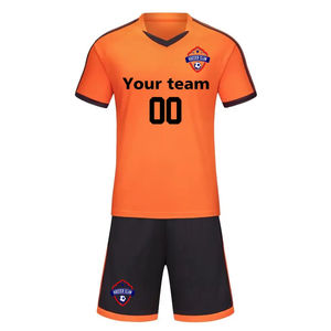 Uniforme de fútbol de ajuste cómodo fabricado profesionalmente Producto de alta demanda Uniforme de fútbol para hombres - Product Image 3