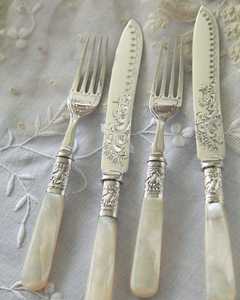 Cubiertos árabes clásicos hechos de metal y resina bellamente elaborados por Kraft World DE LA India - Product Image 1