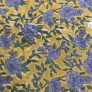 ผ้าพิมพ์ลายดอกไม้สีน้ำเงินคลาสสิกบนพื้นสีมัสตาร์ด ลายพิมพ์ด้วยมือ สไตล์วินเทจแบบอังกฤษและฝรั่งเศส ลายพฤกษศาสตร์ - Product Image 1