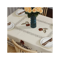 Event Ready 100% Coton Floral Brodé Jacquard 60x120 Léger À La Main En Inde OEM ODM Dropshipping Nappe En Vrac