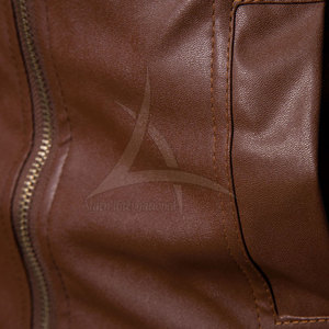 Veste en cuir pour homme personnalisable de haute qualité, très vendue, en cuir de vache, col montant, logo frontal, coupe-vent, respirante, décontractée pour l'hiver - Product Image 5
