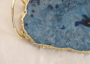 Bandeja decorativa de piedra de ágata acrílica de tamaño personalizado más vendida, mango chapado en oro, precio económico para uso doméstico, estilo moderno - Product Image 4