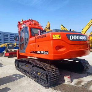 รถขุดไฮดรอลิกสำหรับงานหนัก DX225 น้ำหนัก 22500 กก. รถตักตีนตะขาบ 22 ตัน ความจุบุ้งกี๋ 1.28 ม. บุ้งกี๋เสริมแรงประสิทธิภาพสูงสำหรับงานบนถนน - Product Image 1