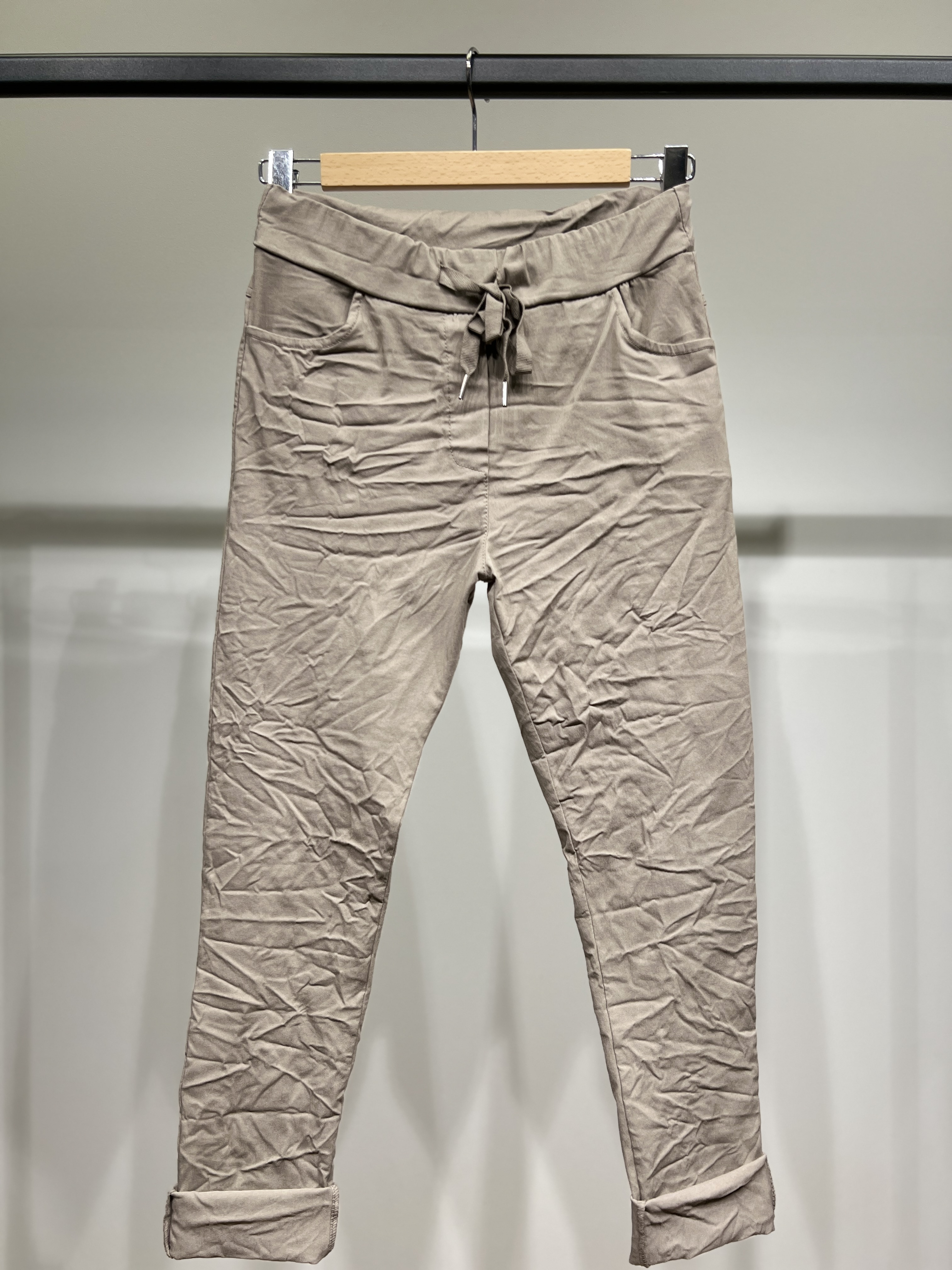 Taupe