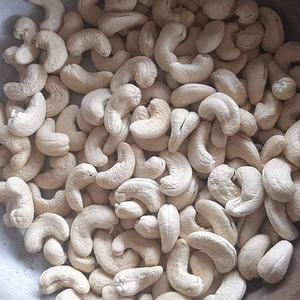 Nueces de Anacardo Kaju Badam SANTIGO al por Mayor, Baratas, W180 W240 W320, Nueces de Anacardo Secas, Tamaño de Corte Personalizado - Product Image 1