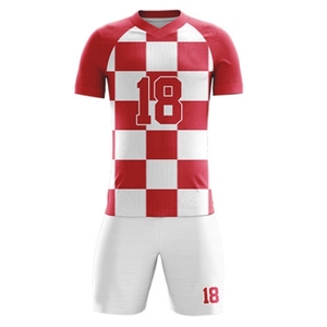 Conjunto de Camiseta y Pantalones Cortos de Fútbol Unisex Personalizables al por Mayor, 200 g/m², Tallas Grandes, Transpirable, de Secado Rápido, 100% Poliéster, Premium para Verano - Product Image 4