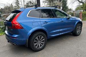 VOLVO XC60 T6 R-DESIGN 2018 d'occasion, conduite à gauche/droite - Product Image 3