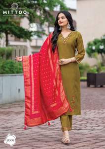 Top de travail brodé et séquentiel en modal flammé avec bas et mousseline Jacquard Dupatta Casual Wear Suit - Product Image 3