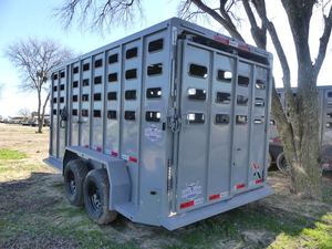 Remorques pour bétail compactes, durables, de haute sécurité, neuves et d'occasion, 6,8x16, garantie 1 an, France, petites exploitations agricoles, transport de bétail - Product Image 4