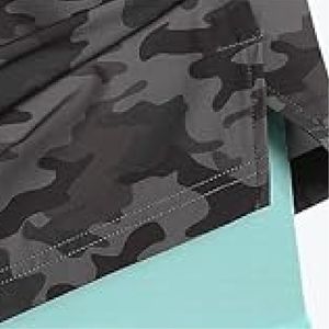 Shorts de sport pour hommes de haute qualité, style unique, avec poches, respirants et à séchage rapide. - Product Image 4