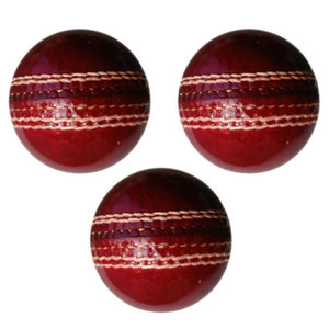 Pelota dura de cricket profesional de gran oferta de servicio de SUMROOS por Cricket de pelota de cuero rojo internacional estándar de Pakistán - Product Image 4